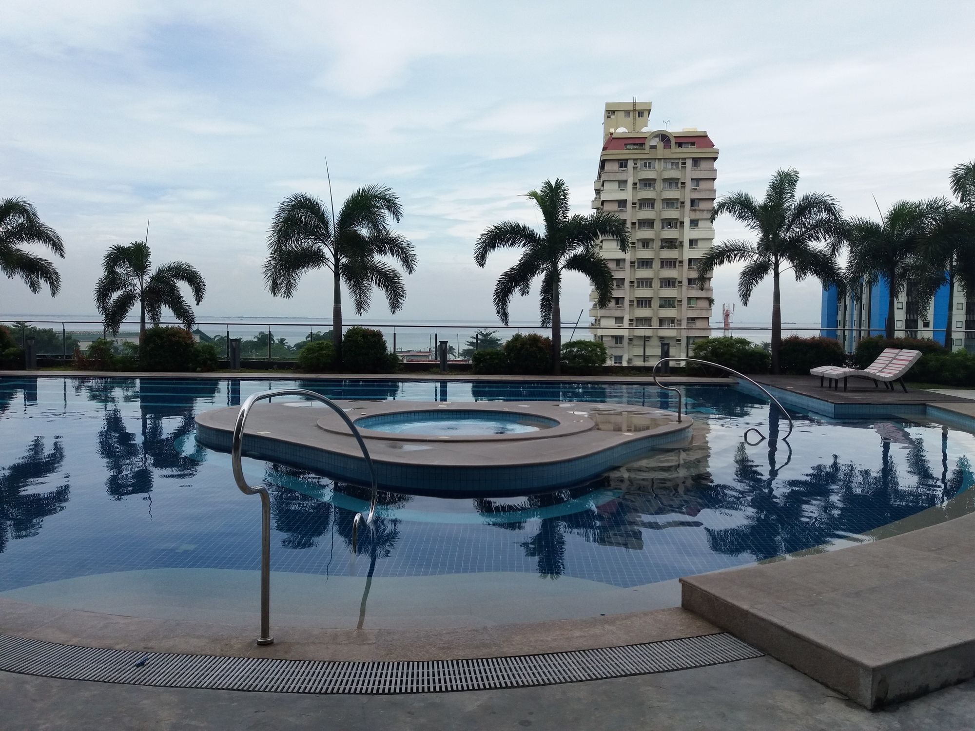 Malate Bayview Mansion City View 马尼拉 外观 照片